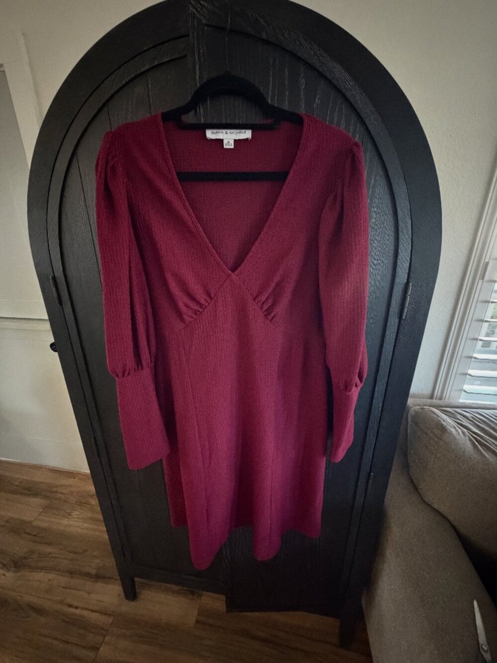 Emma & Michele Burgundy Puff Sleeve V-Neck Mini Dress M